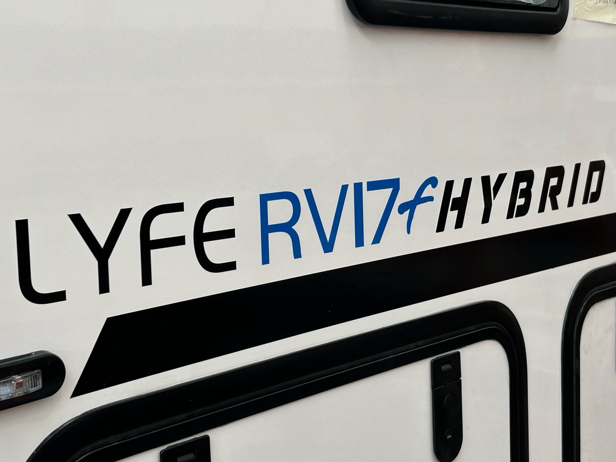 Lyfe RV17f Hybrid